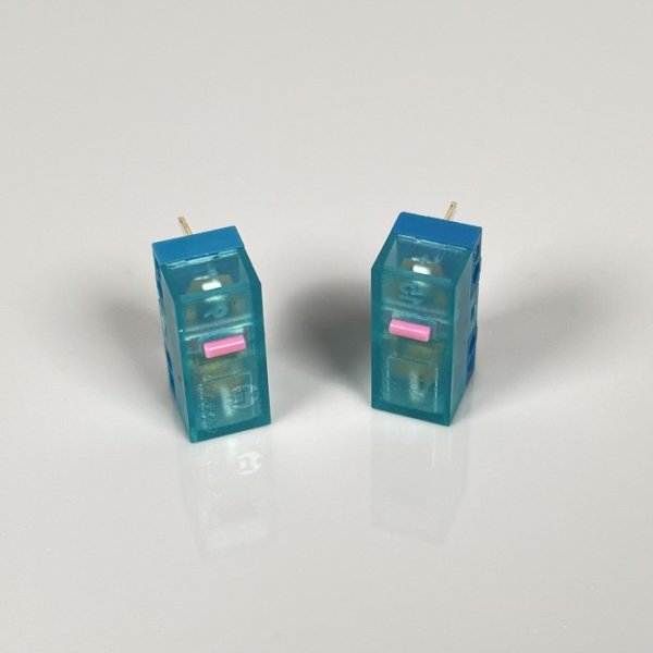 2x Huano Micro-Switches blue transparent shell pink dot 80 Mio Klicks Ersatzteil